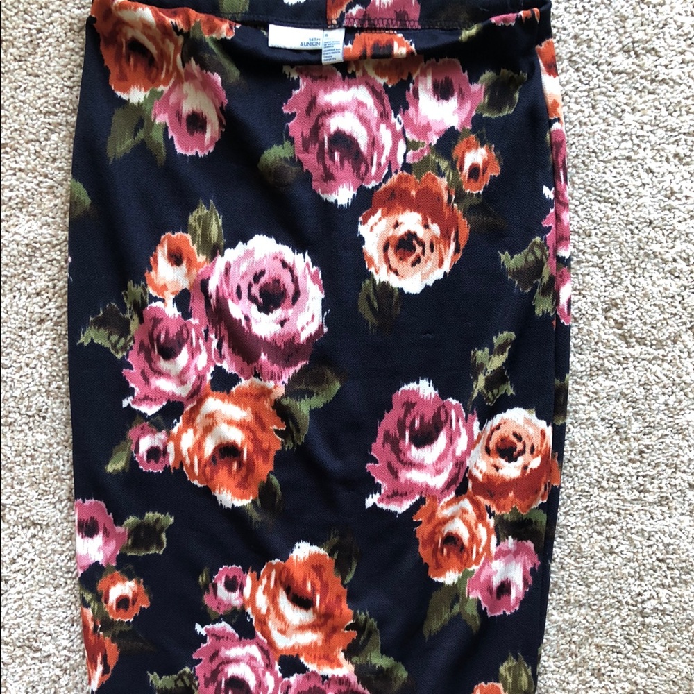 14th and Union pencil shirt navy and rose